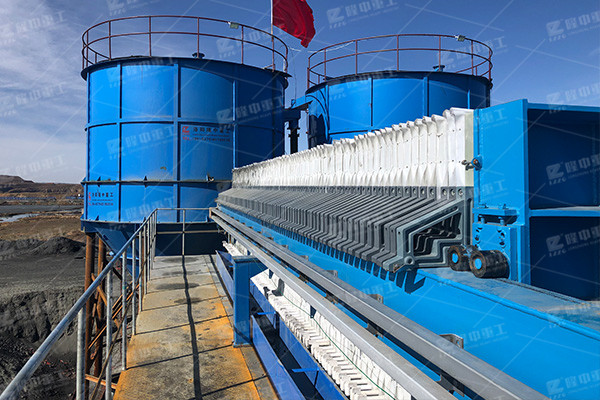 怎么讓洗沙場帶式壓濾機濾餅的水分更少？不如試試這個方法！