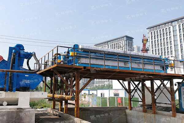 板框壓濾機調整制備條件和參數，可以達到更好的污泥處理效果